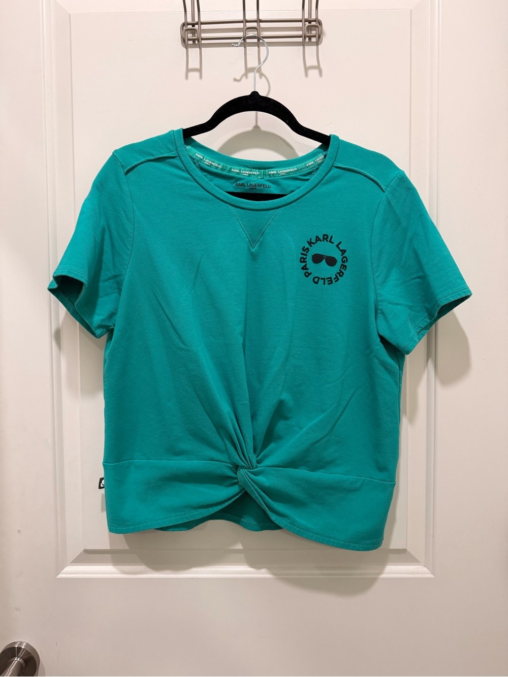 Karl Lagerfeld Paris Front
Twist T-Shirt Size L Green